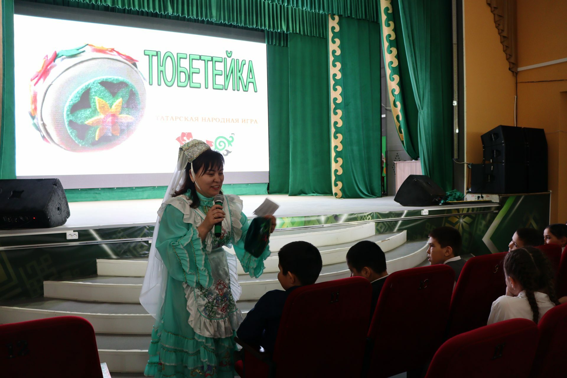 Хәйбуллала Балалар китабы аҙналығы үтте