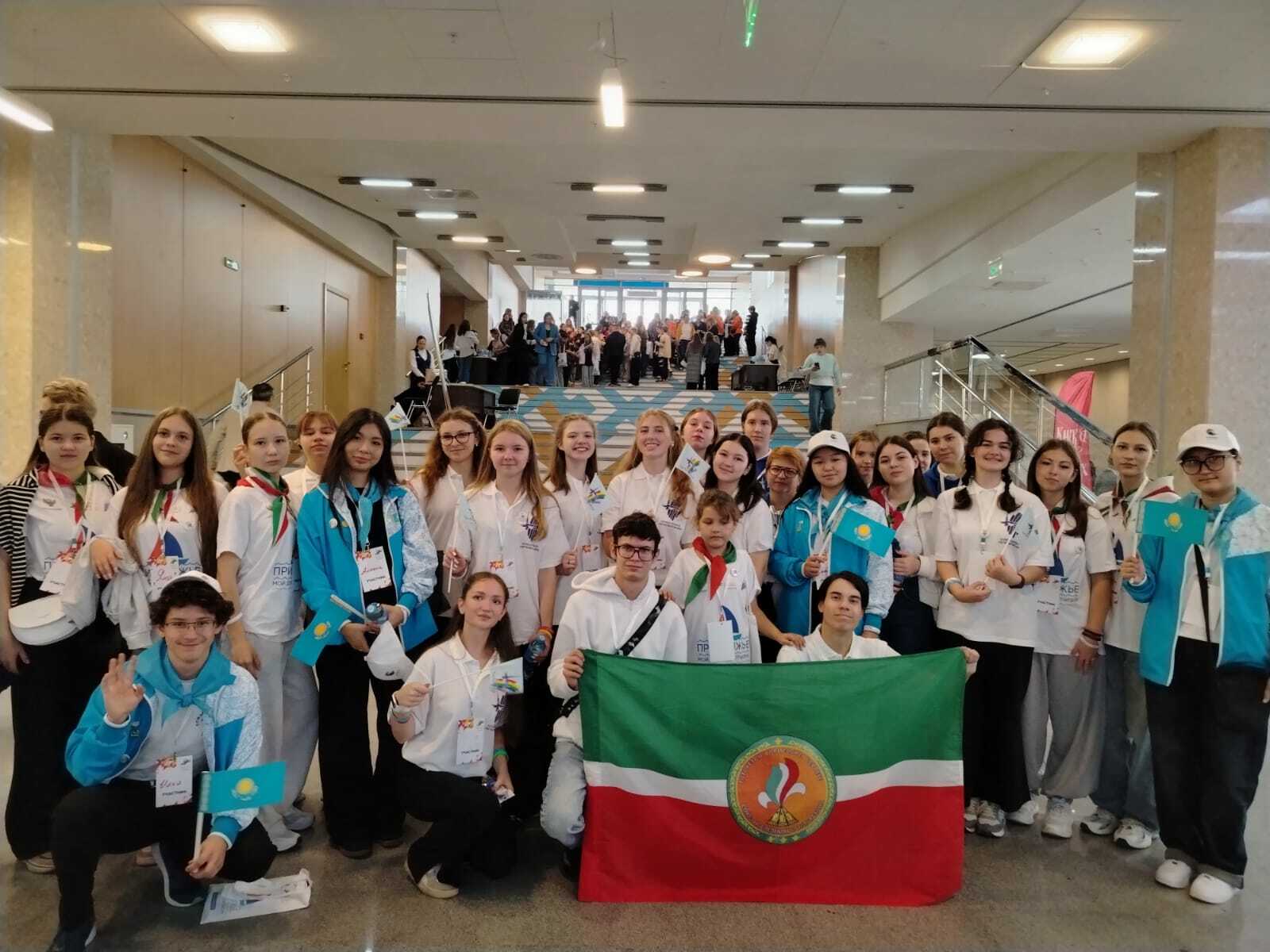 Бөгөн Конгресс-холл  “Торатау” ҙа Төбәк-ара “Башҡортостан Пионерҙары дуҫтарын йы