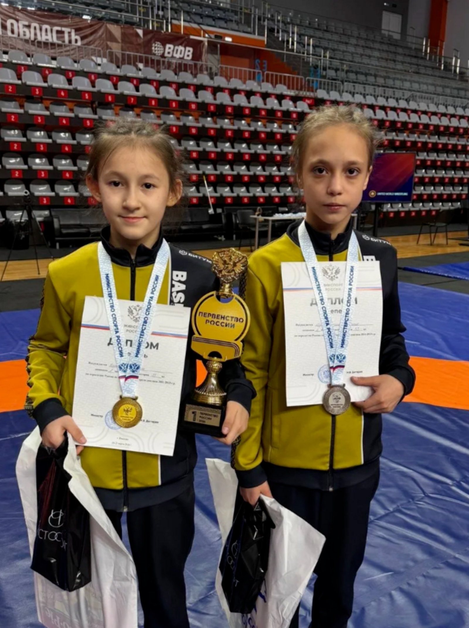 Беҙҙең ҡыҙҙар һынатмай