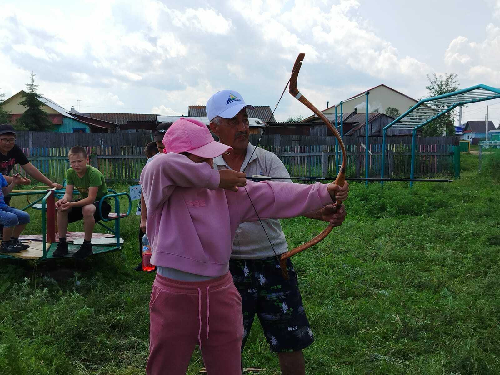 Балаларға оло байрам ойошторҙолар