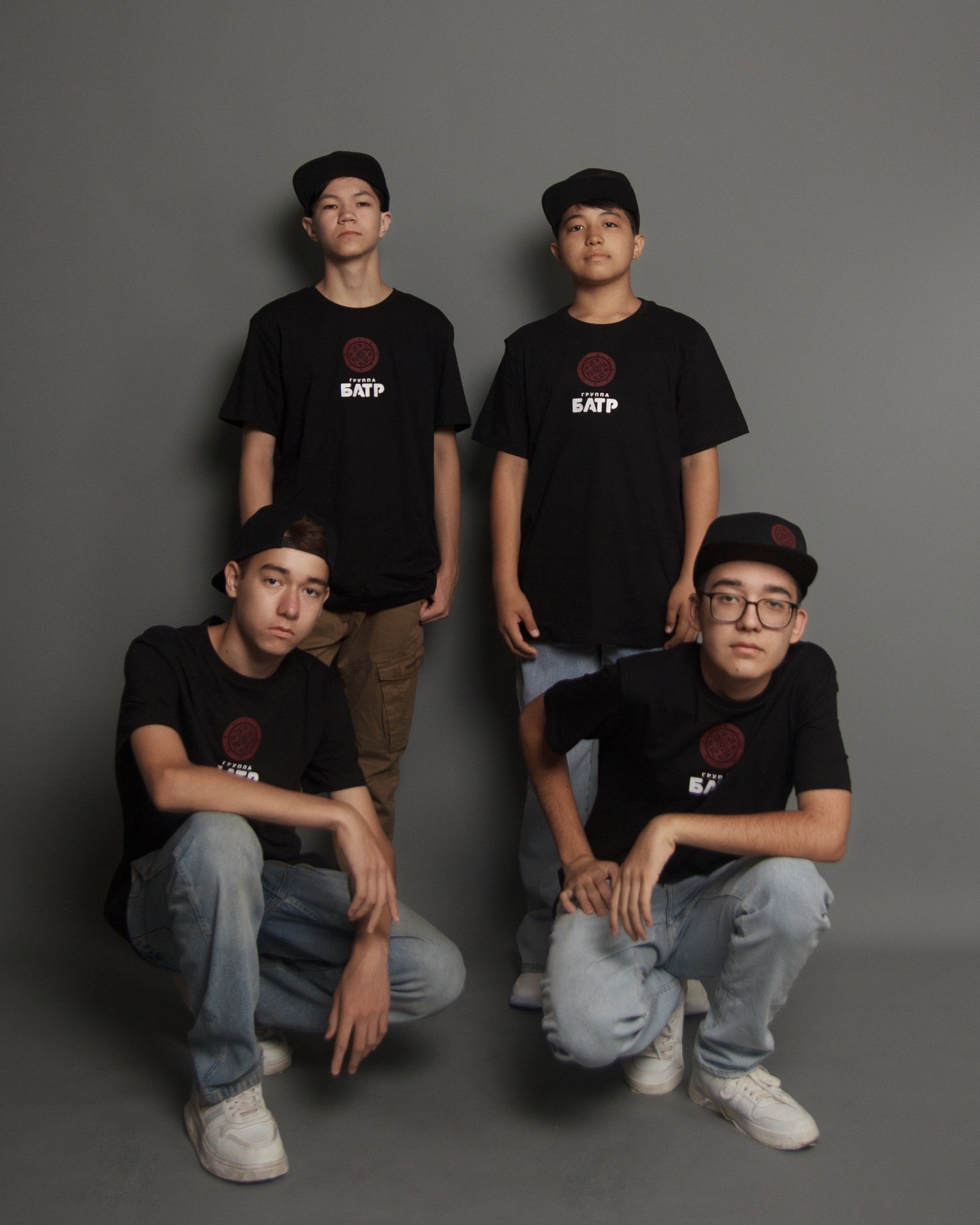 Батыр егеттәр төркөмө