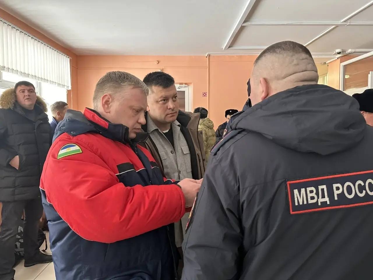 Өфө уҡыусыһы уҡытыусыһы менән синыфташтарына һөжүм иткән