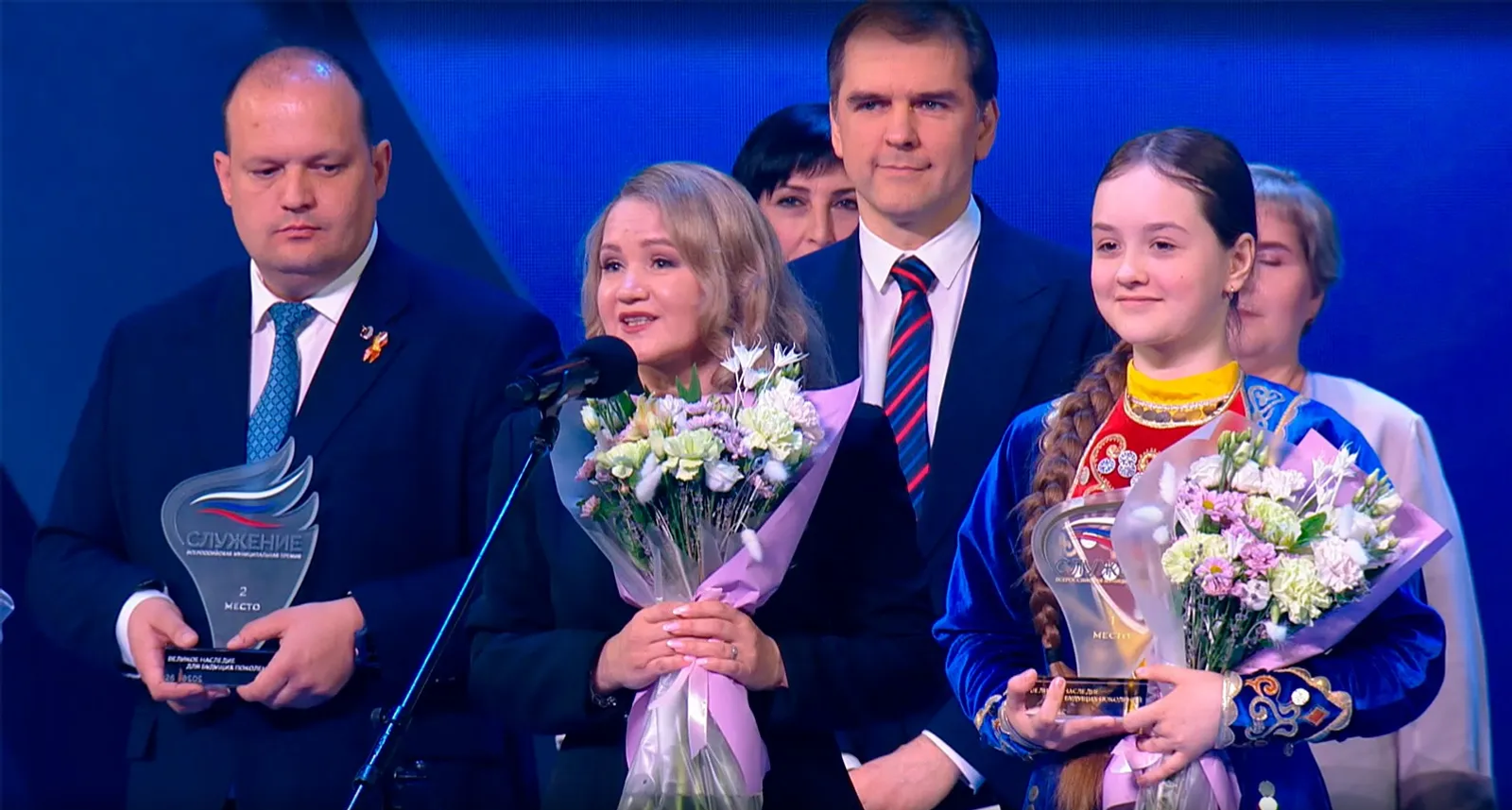 Полинаның шиғырҙары еңеү яуланы