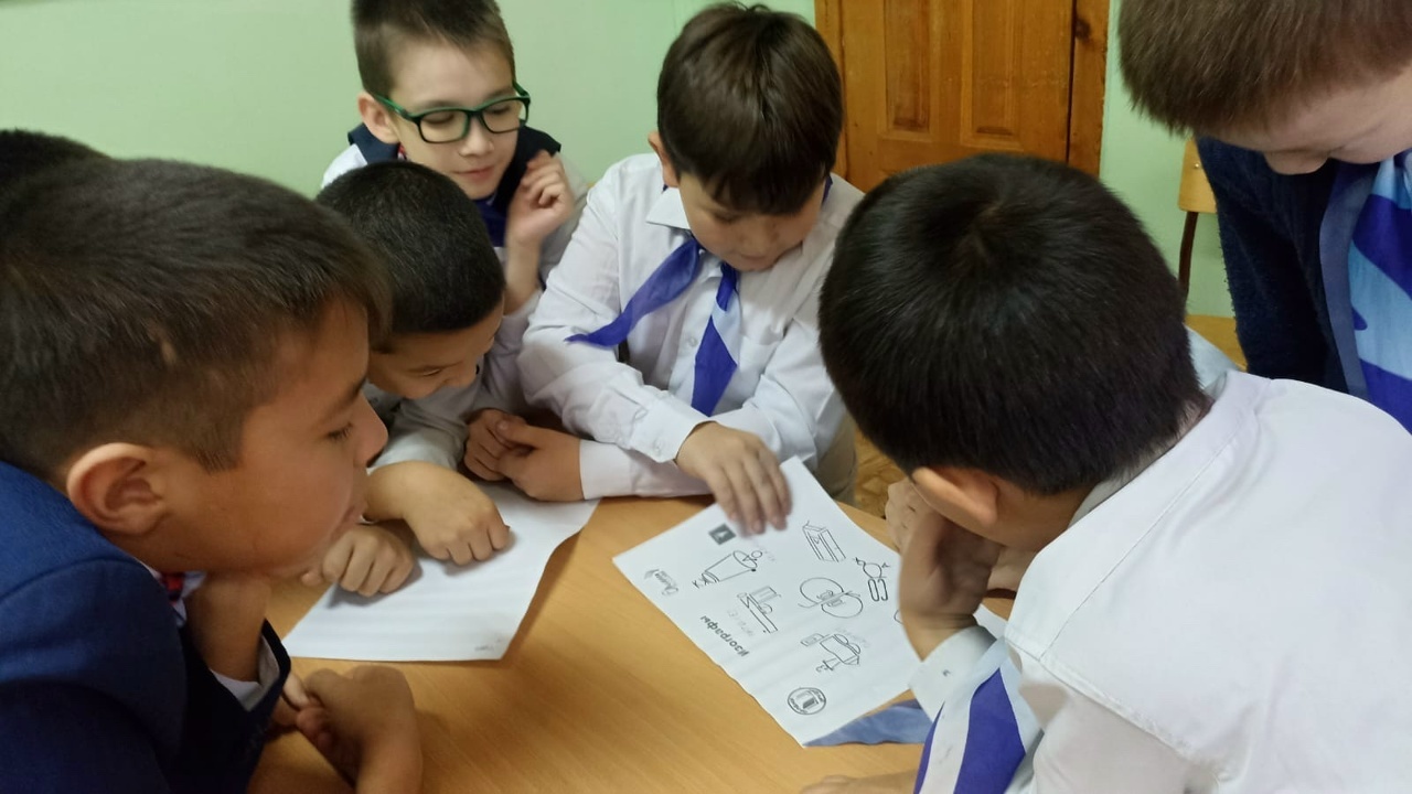 Абҙан балалары аҡыл бәйгеһендә ярышты