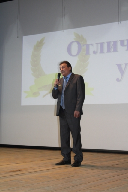 Байназарҙа "бишле”гә уҡыусылар слеты үтте