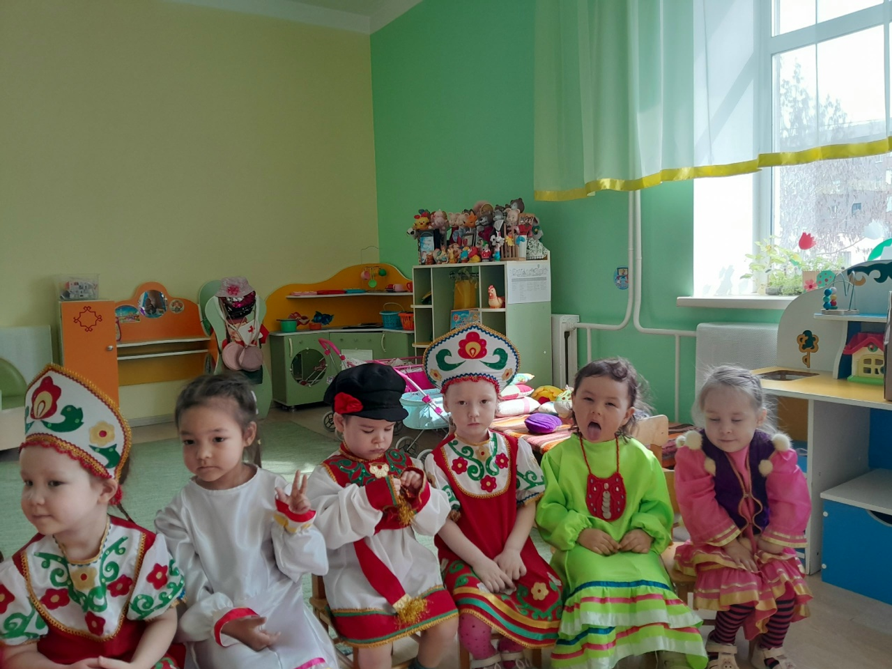 ХАТ-ХӘБӘР. Сибай балалары милли күлдәктәрен күрһәтте