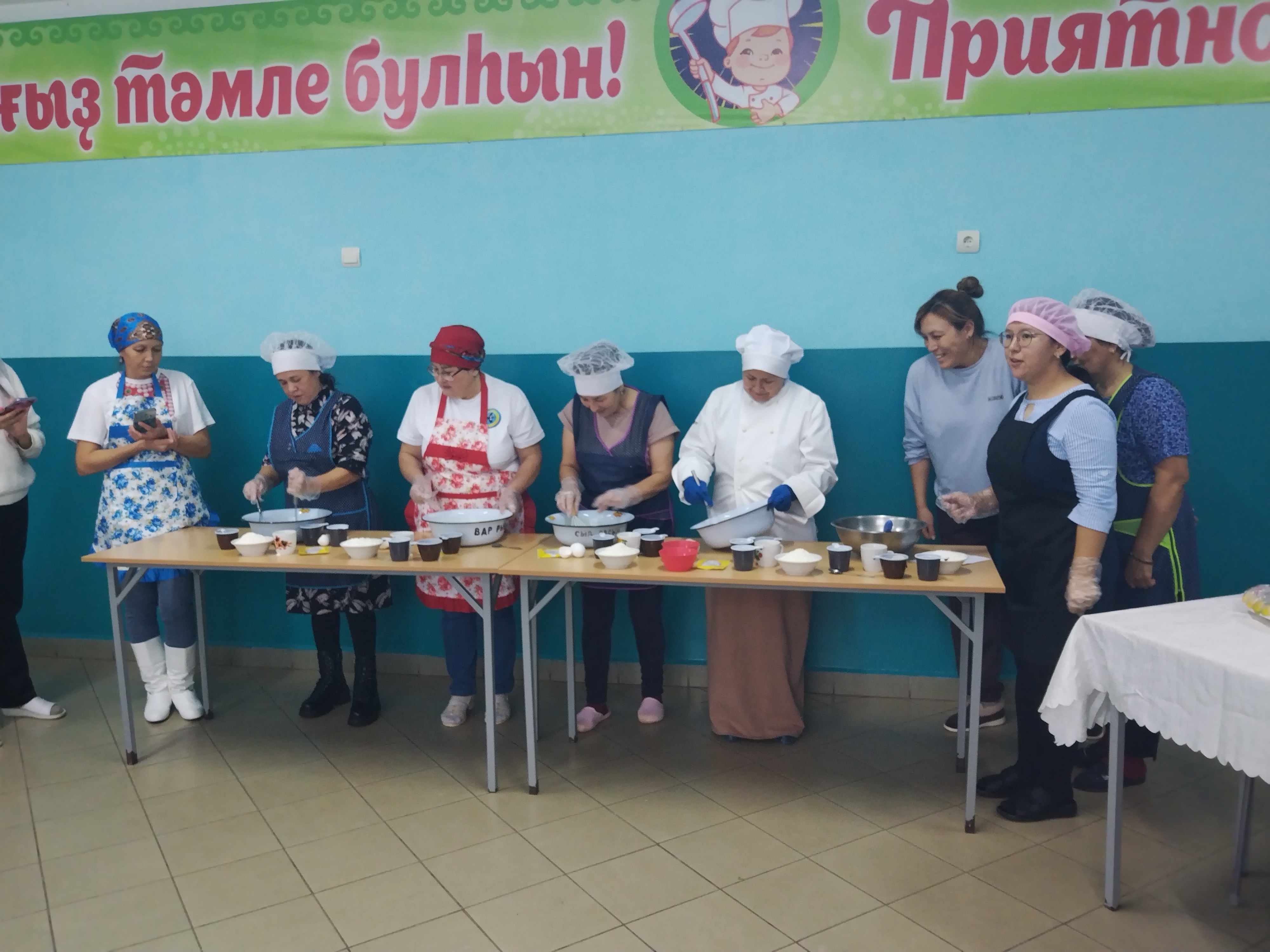 Байназар мәктәбе ашнаҡсылары оҫталығын күрһәтте