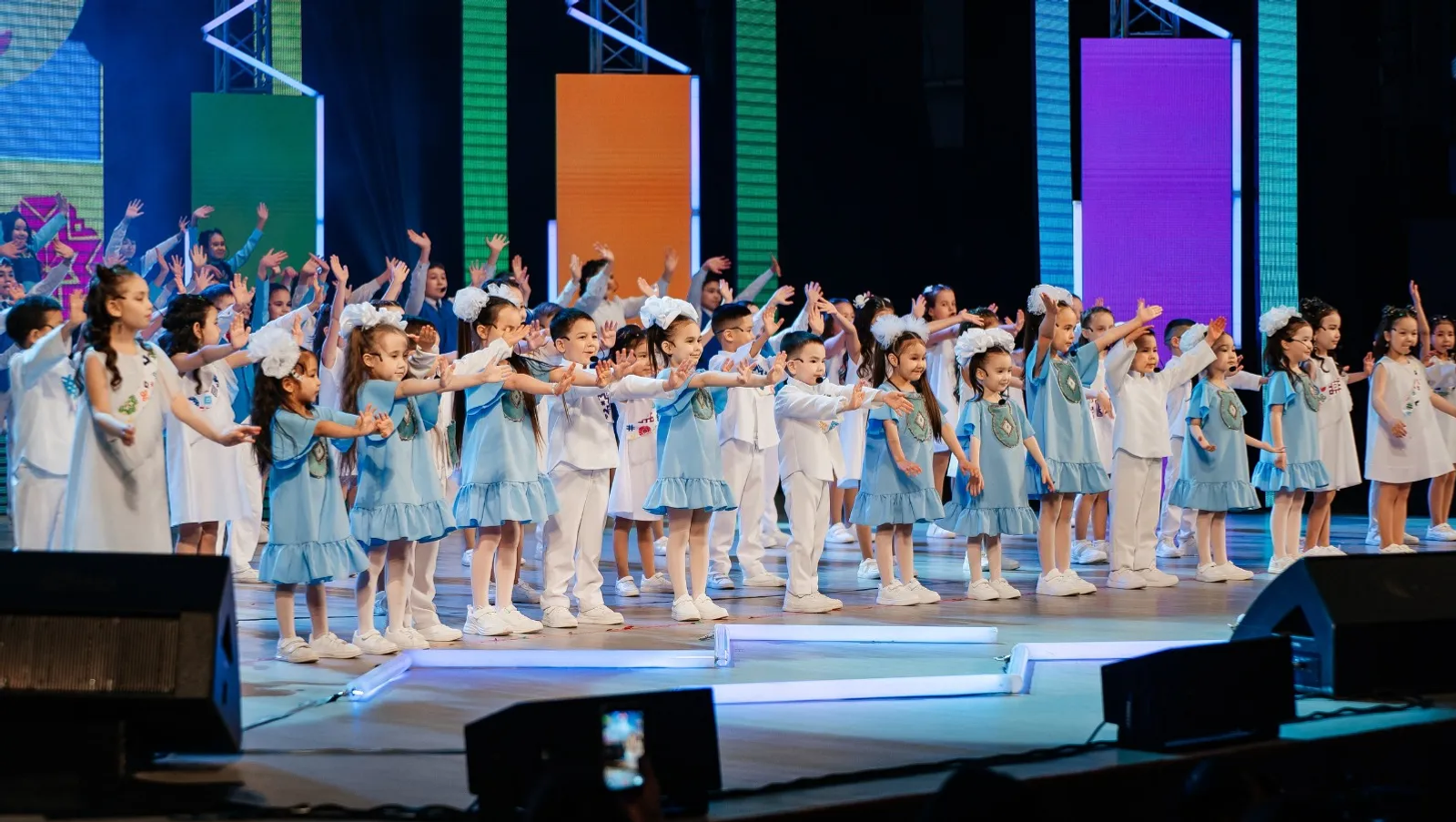 “Тамыр” телеканалының ҙур концерты булды