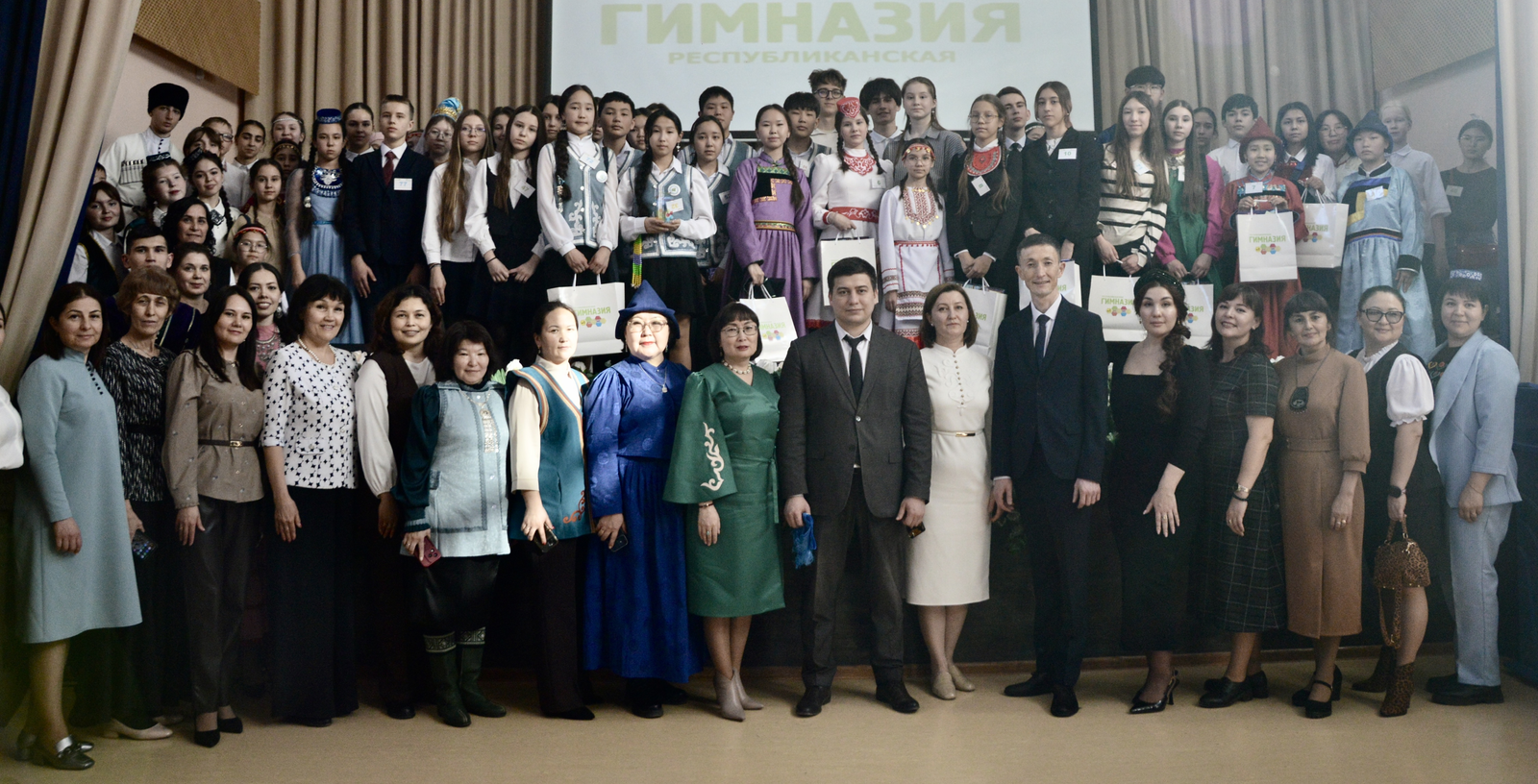 “Ағиҙел” олимпиадаһында йәш лингвистар ярышты