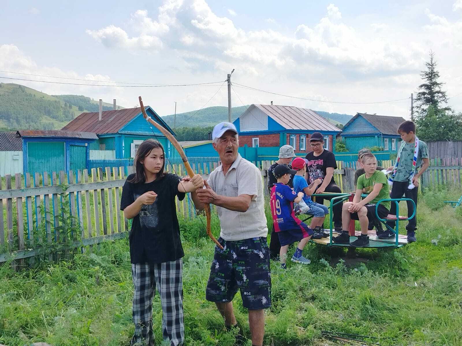 Балаларға оло байрам ойошторҙолар