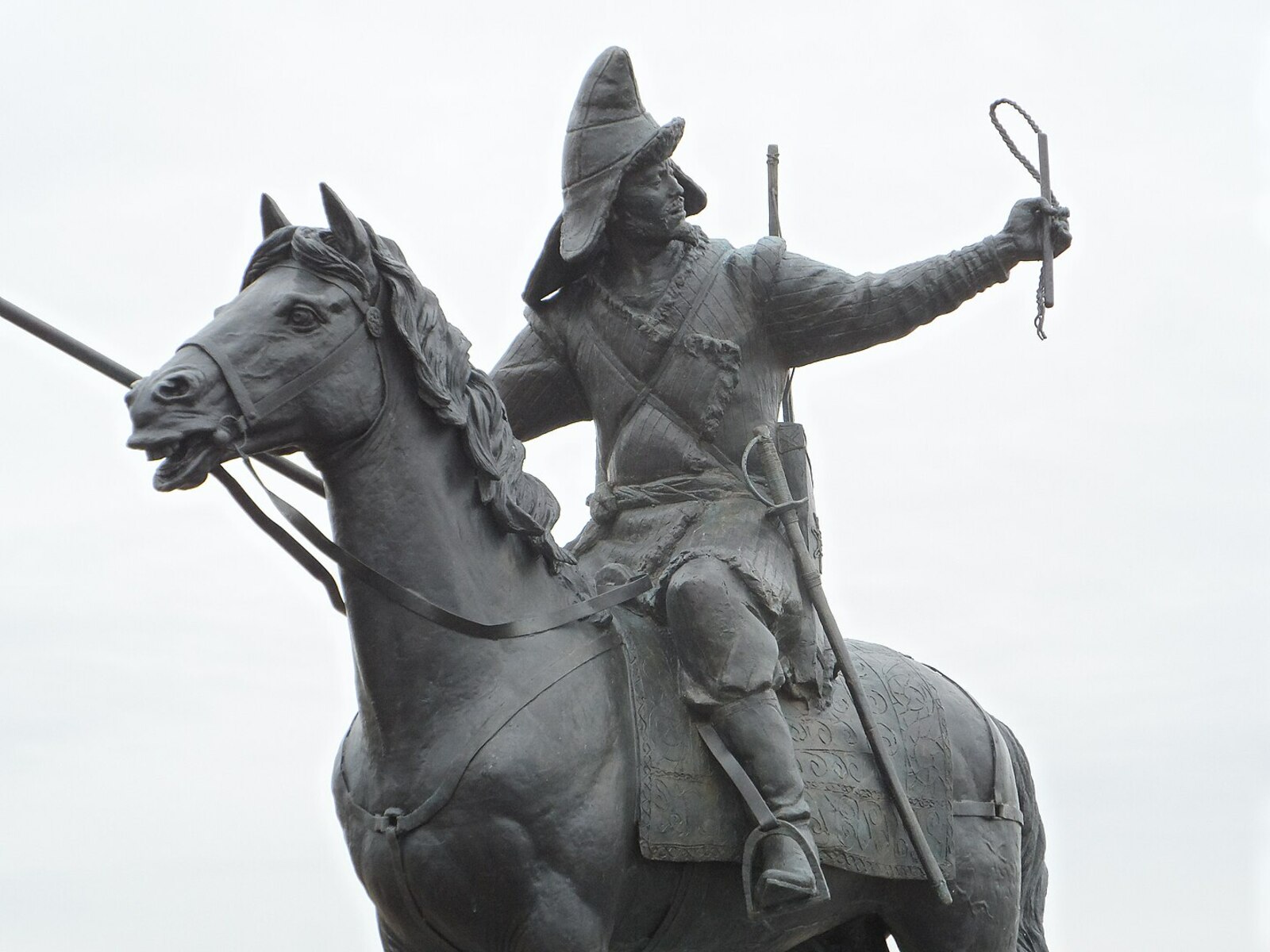 Нидерландта башҡорт яугире һәйкәле бар