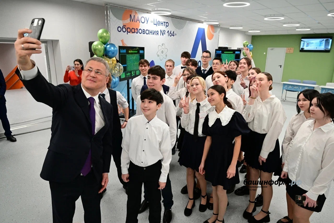 Волга буйы федераль округындағы иң ҙур мәктәп эшләй башланы