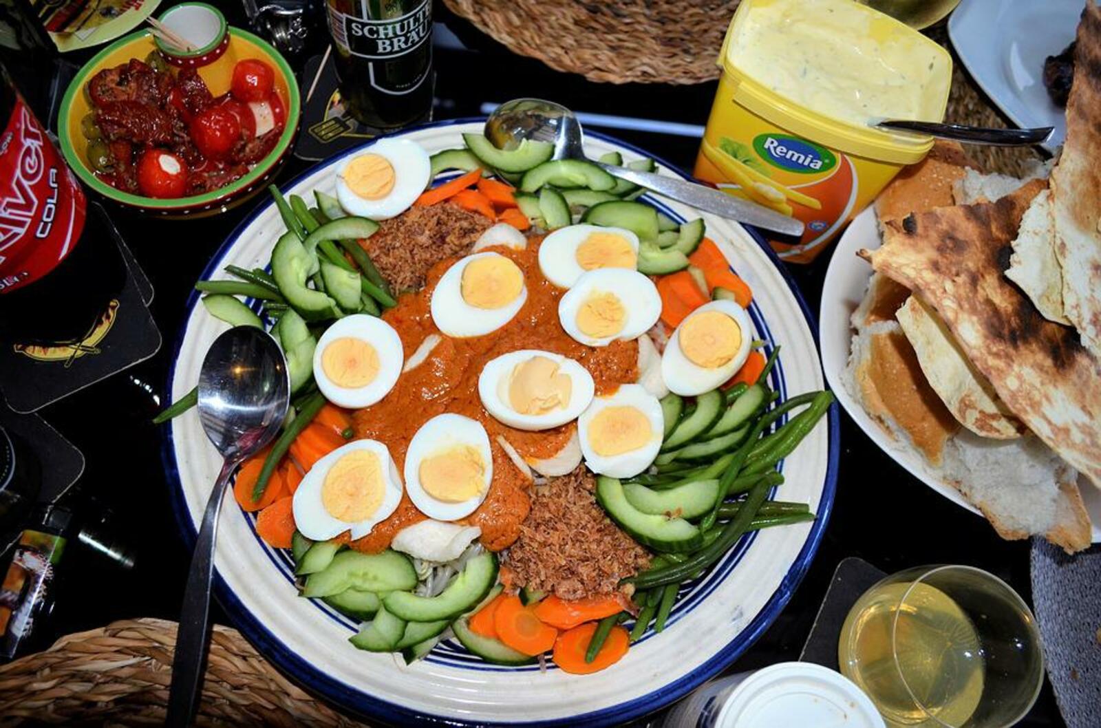 Нимә ашағы килә ул?