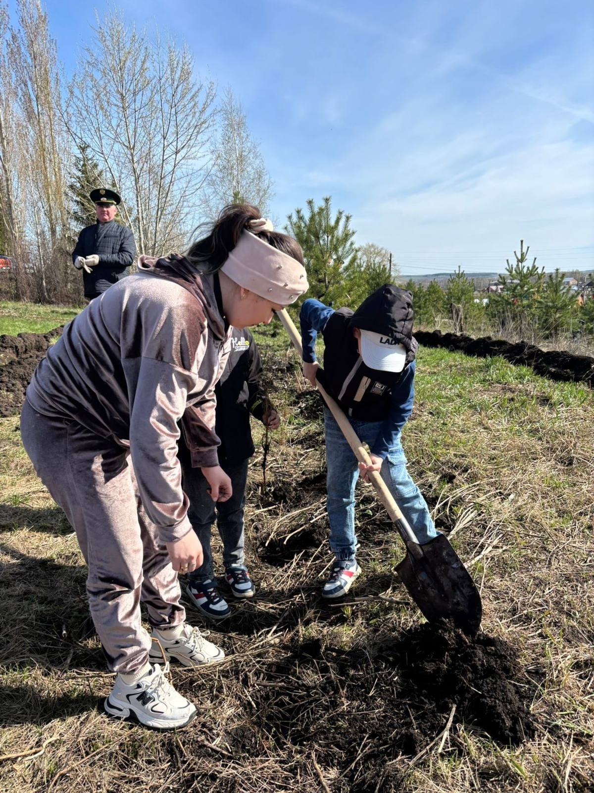 ХАТ-ХӘБӘР. Ауылыбыҙҙы йәмләр был ағастар