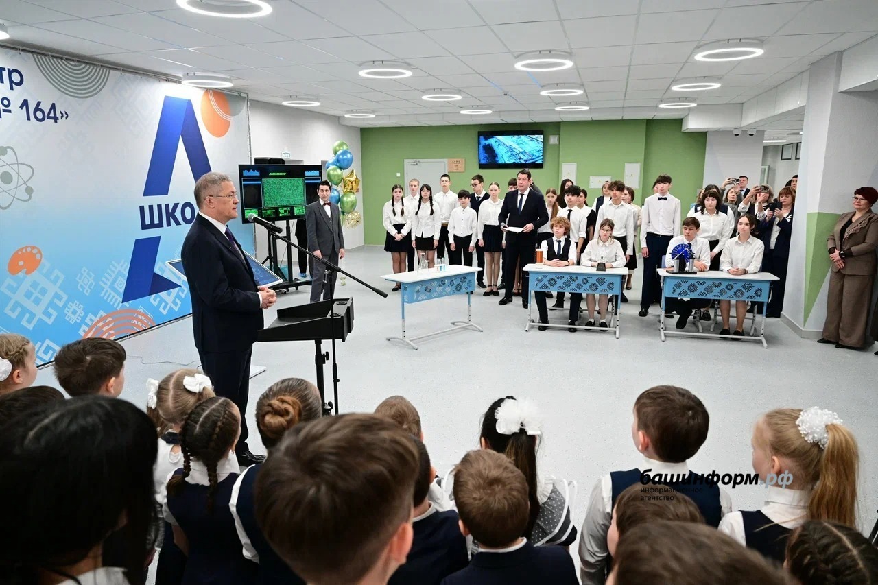 Волга буйы федераль округындағы иң ҙур мәктәп эшләй башланы