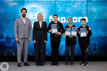 Ишембай  уҡыусылары диагност роботтар һәм аҡыллы кейемдәр яһай