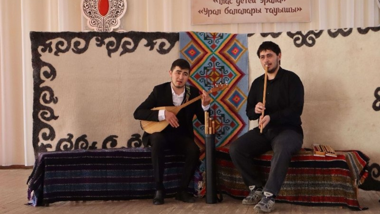 Йәш сәсәндәр ярышында кемдәр еңгән?