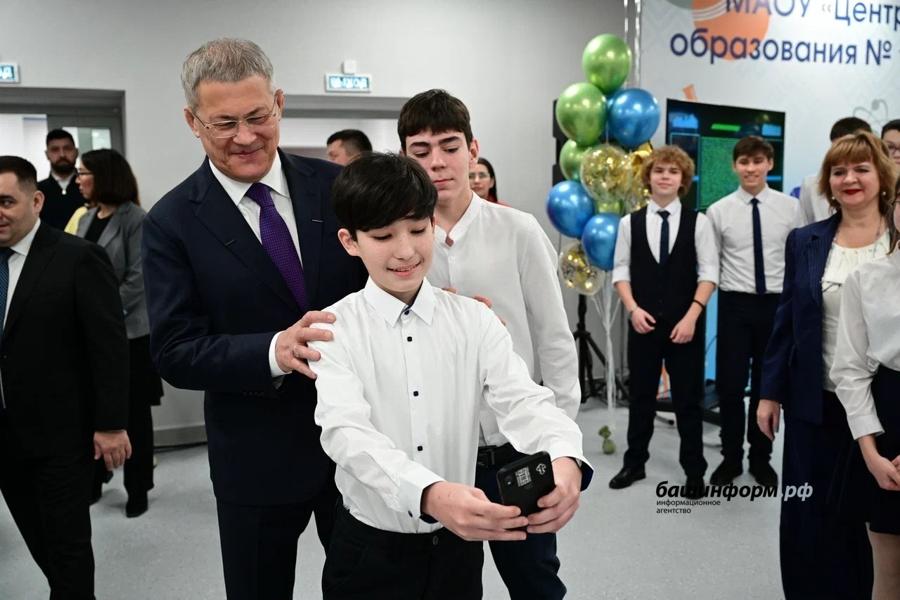 Волга буйы федераль округындағы иң ҙур мәктәп эшләй башланы