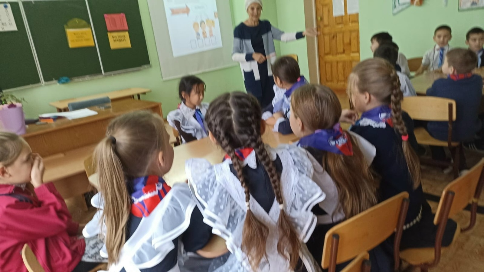 Абҙан балалары аҡыл бәйгеһендә ярышты