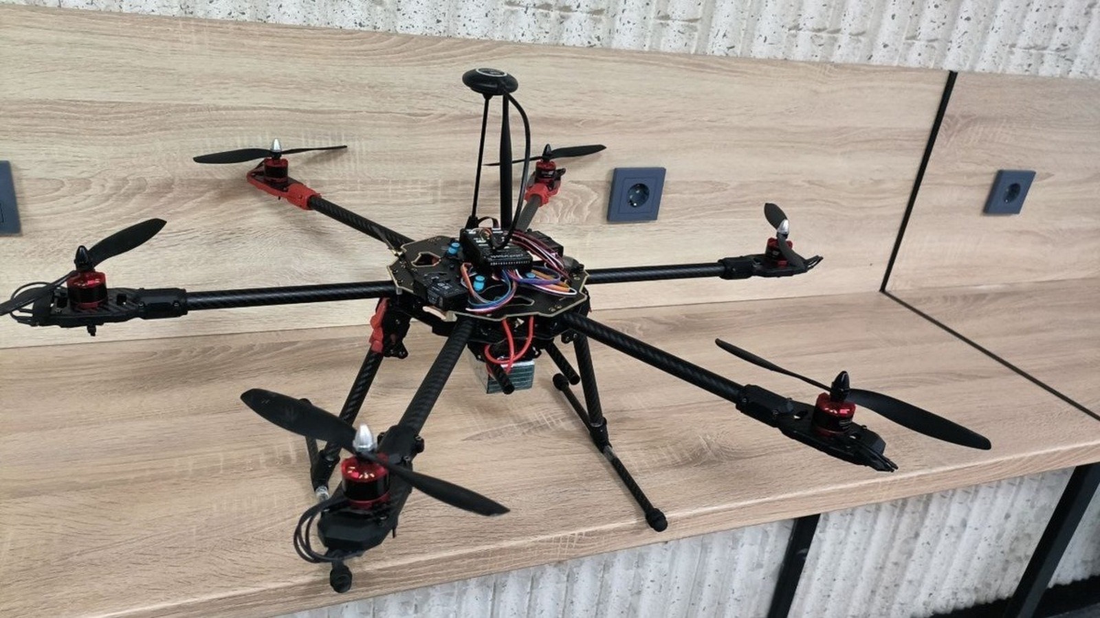 Пилотһыҙ осҡостар дәреслеге сыҡҡан