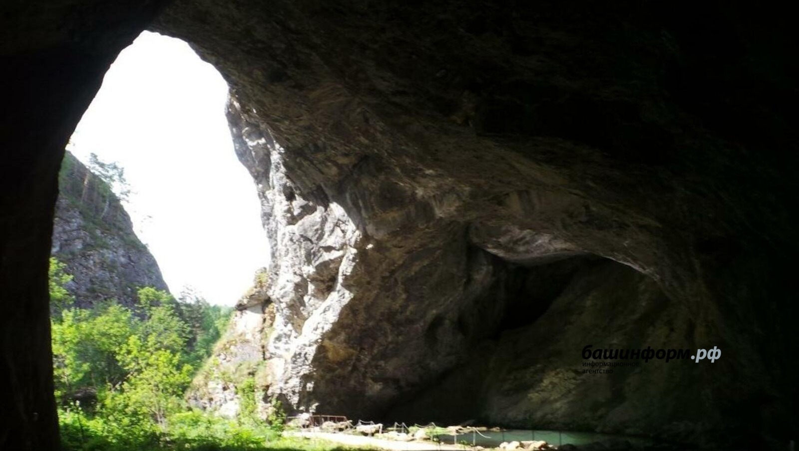 Шүлгәнташтың ҡая-таш һүрәттәре Башҡортостанға абруй өҫтәй