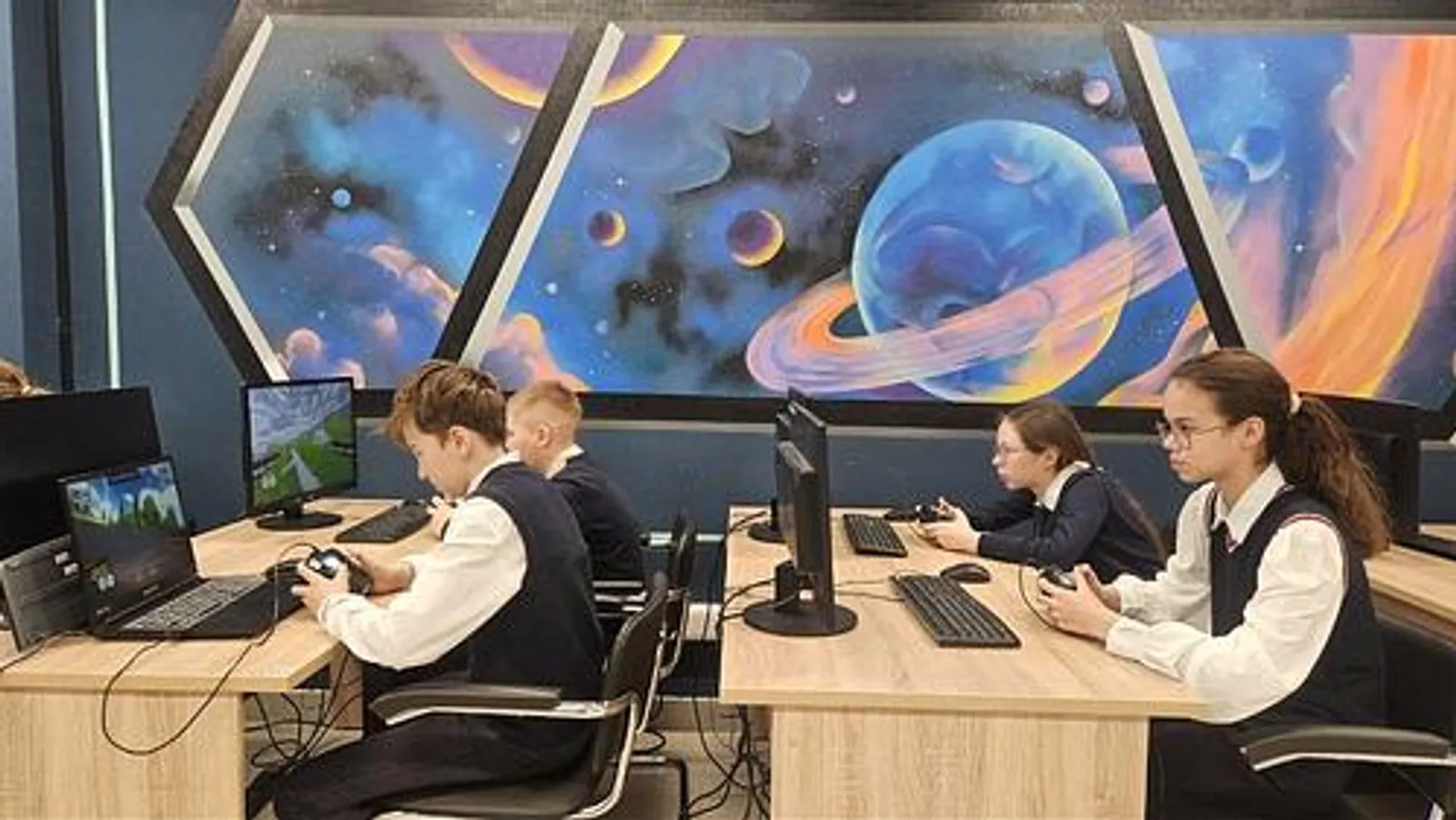 Өфө вуз-ара студенттар кампусында Йыһан аҙналығы үтте