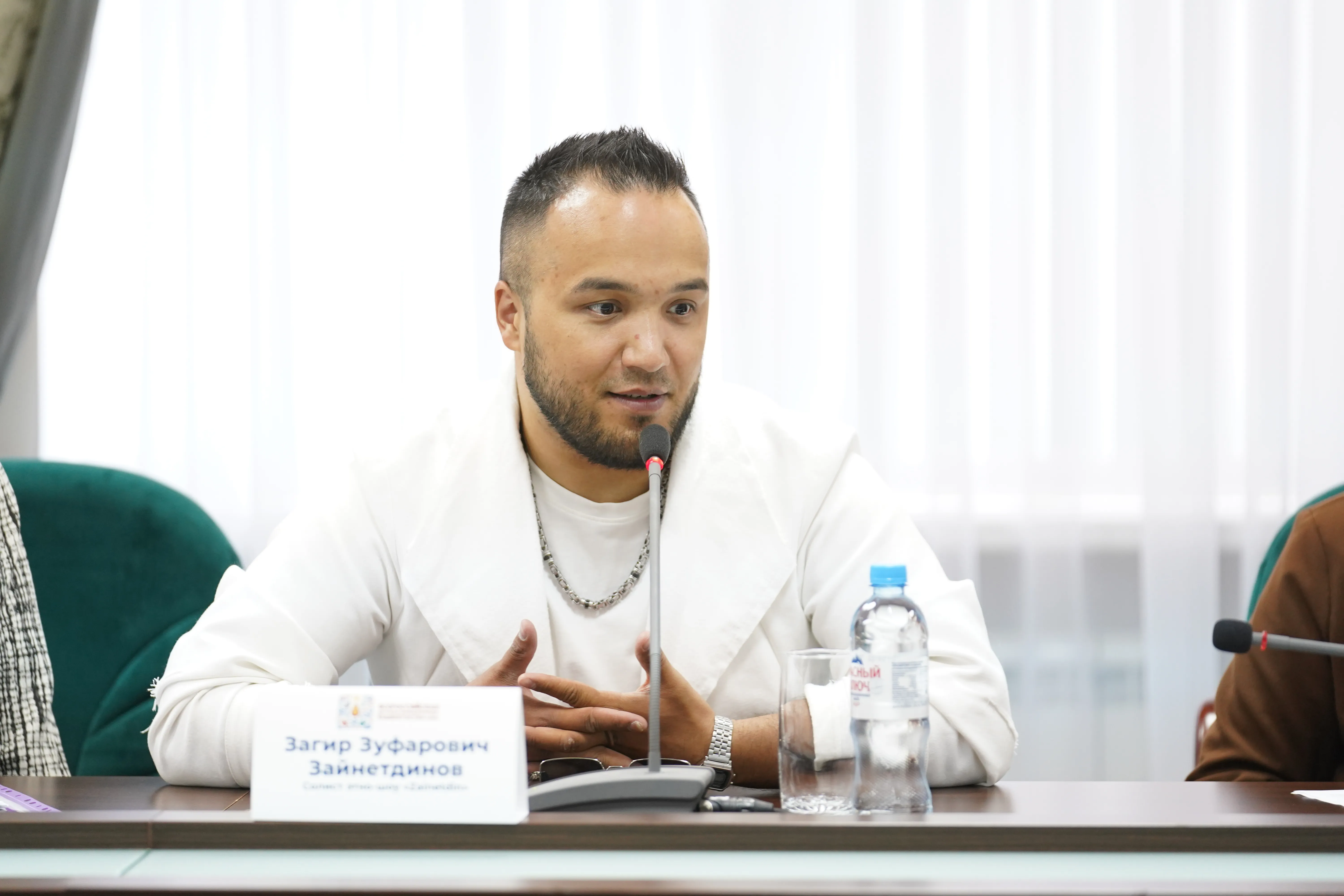 Кемдәр Балалар фольклориадаһы хедлайнерҙары  булыр?