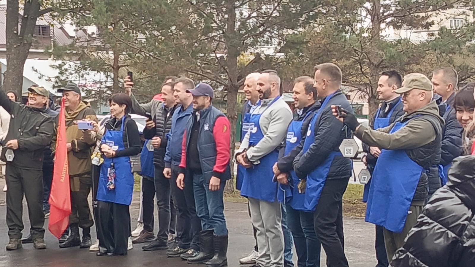 Балалар үҫемлектәрҙе тәрбиәләргә өйрәнәсәк