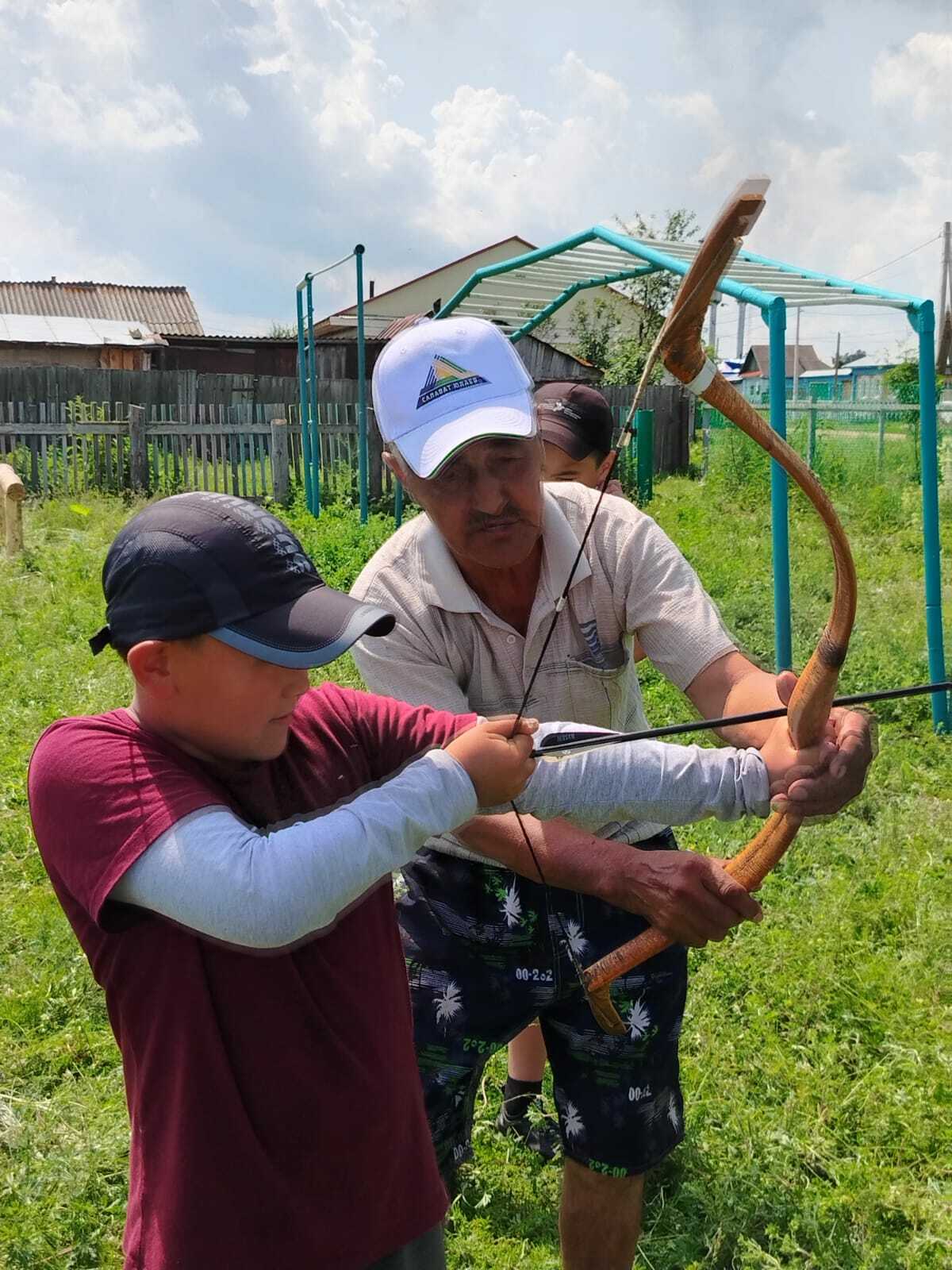 Балаларға оло байрам ойошторҙолар