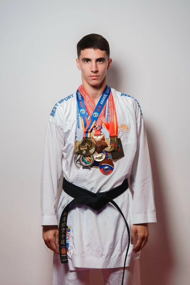 Башҡортостан каратистары алтын һәм бронза яуланы