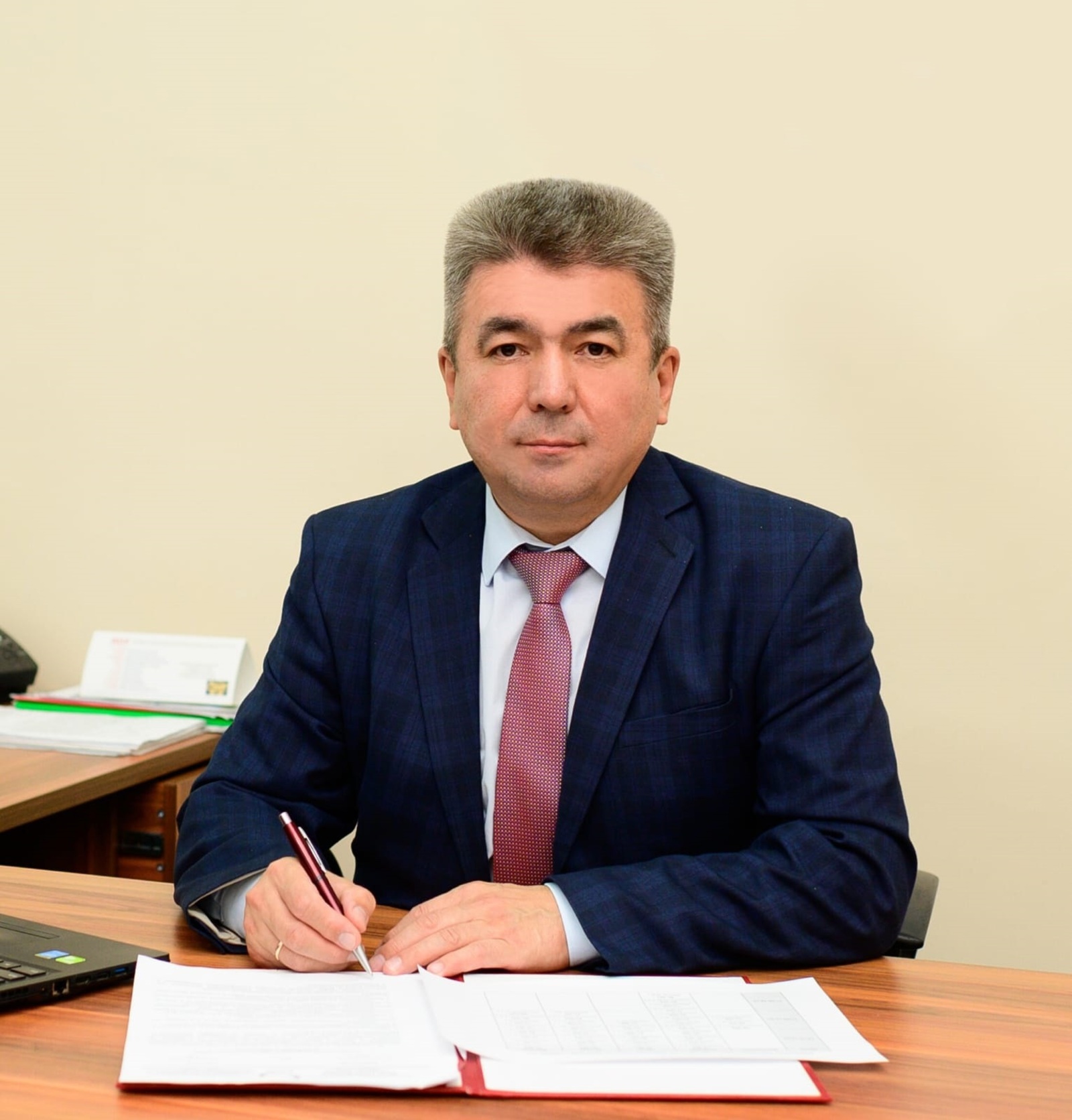 Кем булырға?