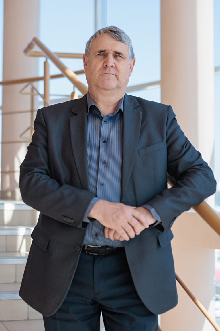 100 балл йыйыусыларҙы нисек әҙерләйҙәр: Өфө лицейы директоры менән әңгәмә